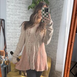 Anthropologie Moth // Beige and Pink Knit A-Line Sweater Long sleeve